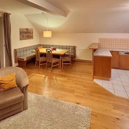 Oswaldeck Apartament *